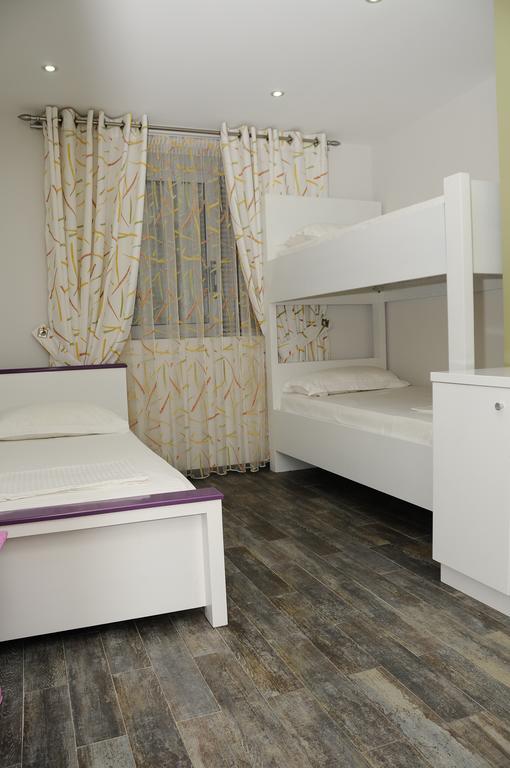 Tirana Hotel Ksamil Pokoj fotografie